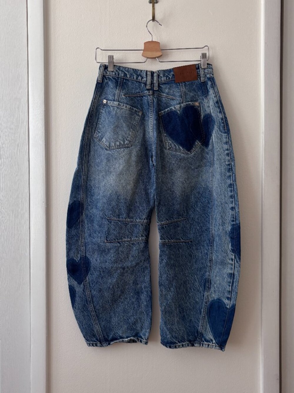 We The Free People Shadow Patch Heart Barrel Good Luck Jeans - Picture 8 of 11